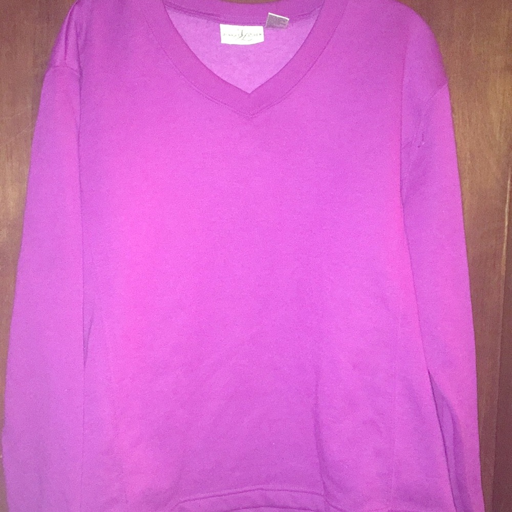 Long sleeve sweat shirt